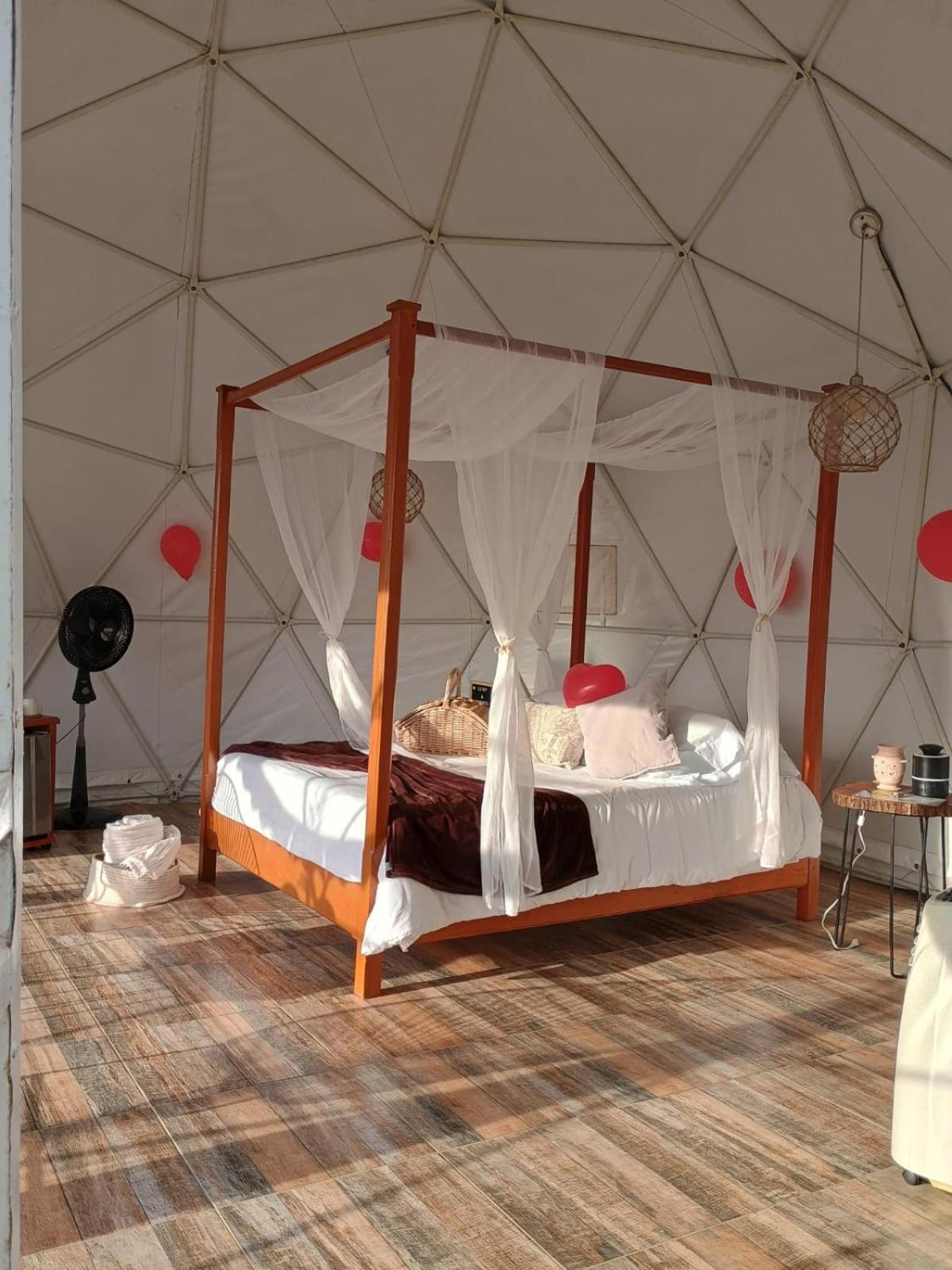 킴바야 Orange Glamping 빌라 외부 사진