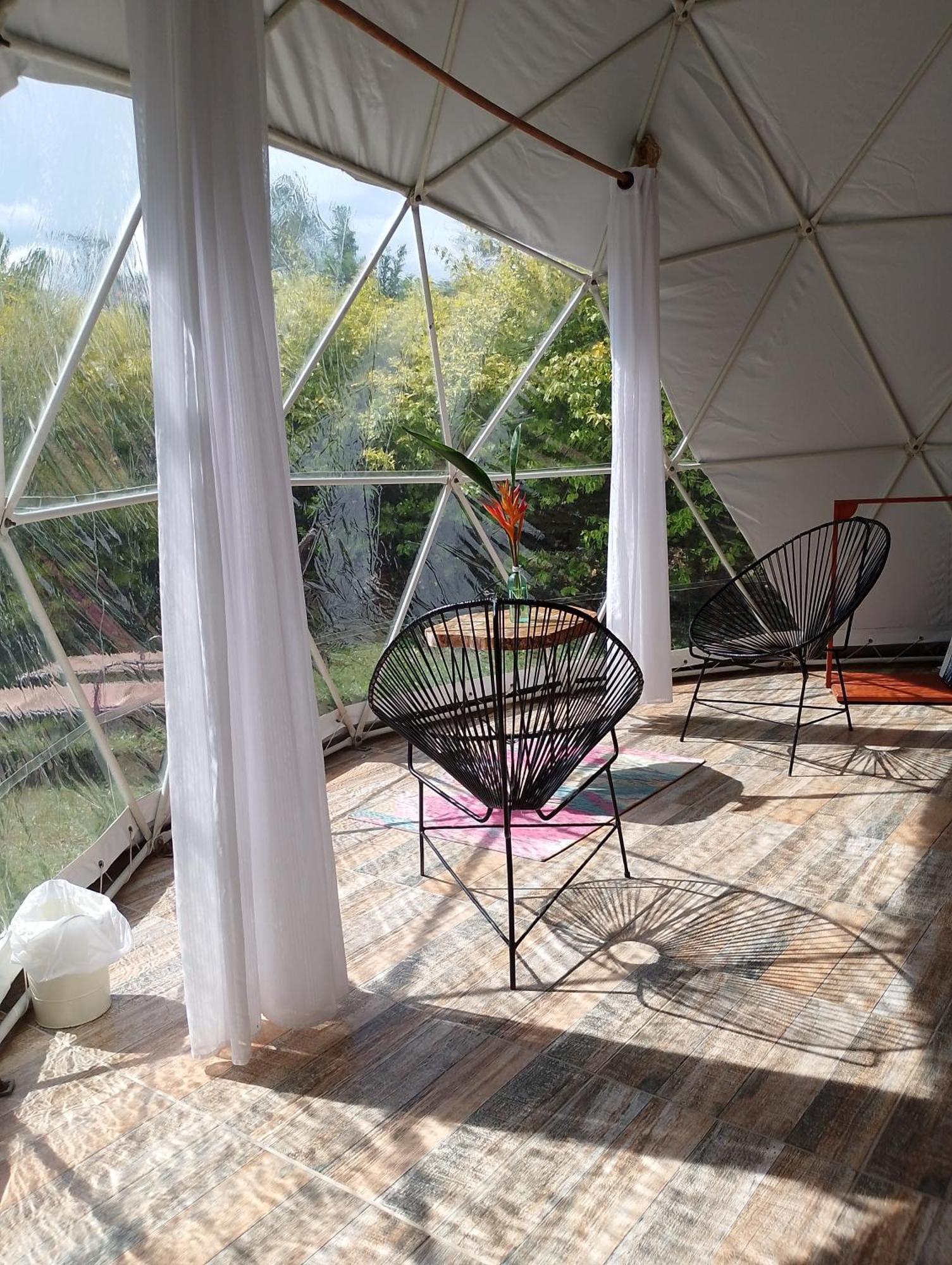 킴바야 Orange Glamping 빌라 외부 사진
